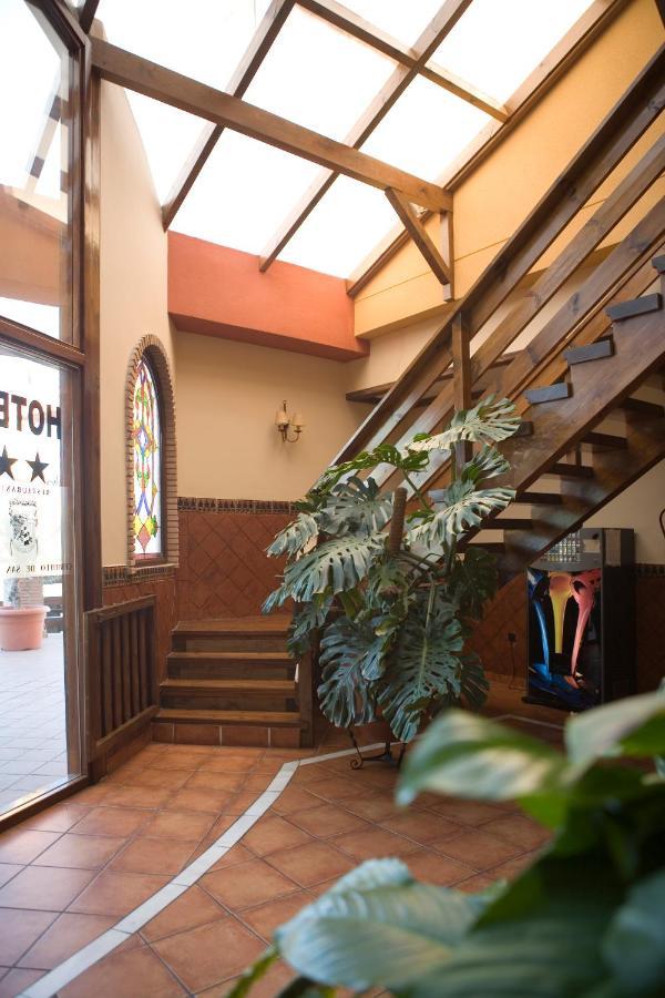 Hotel-Restaurante Cerrillo San Marcos Diezma المظهر الخارجي الصورة